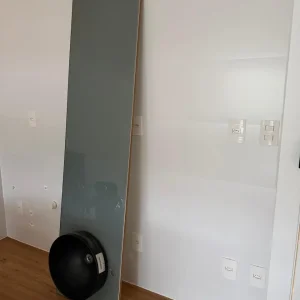 LAVABO ESTILOSO — BANCADA EM MDF CINZA + SOBRETAMPO EM VIDRO DE 10MM + CUBA REDONDA PRETA DE SOBREPOR DA DECA + TUDO NOVINHO E DESINSTALADO — A111.604