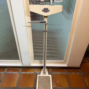 BALANÇAS PARA CLÍNICAS – TEMOS 03 PEÇAS DIFERENTES – PREÇO POR UNIDADE – C052.515