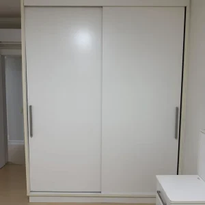 ARMÁRIO COM 2 PORTAS DE CORRER – MDF – M168.09